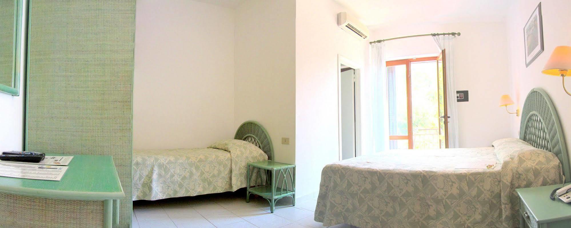 Eco Montemerlo Hotel Fetovaia